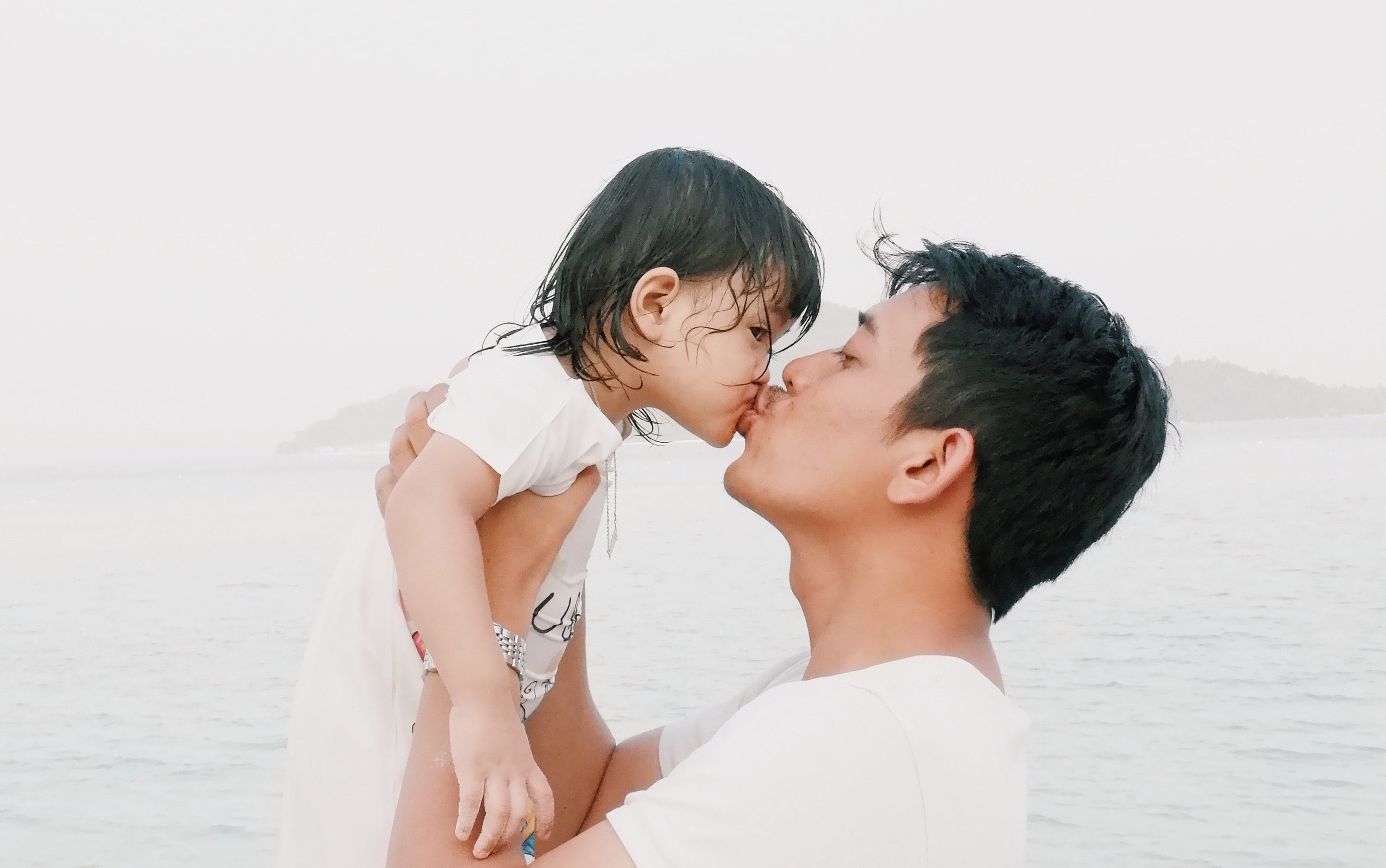 dad-and-daughter