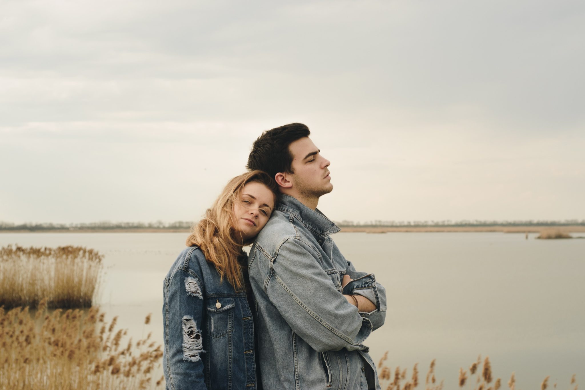 couple-on-beach