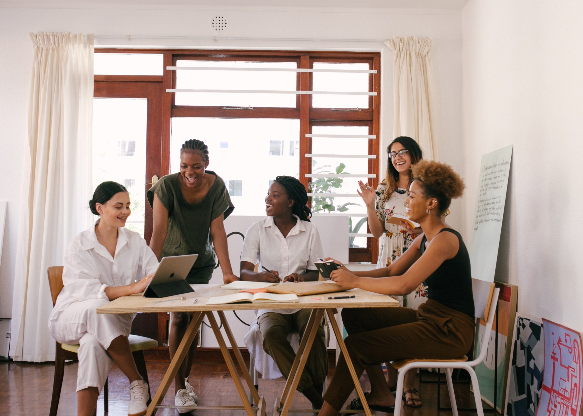 talking-to-a-friend-about-racial-differences