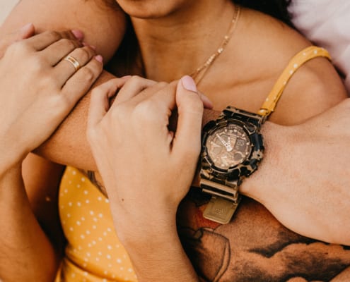 couple-embracing