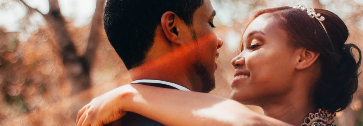 engaged-couple-smiling